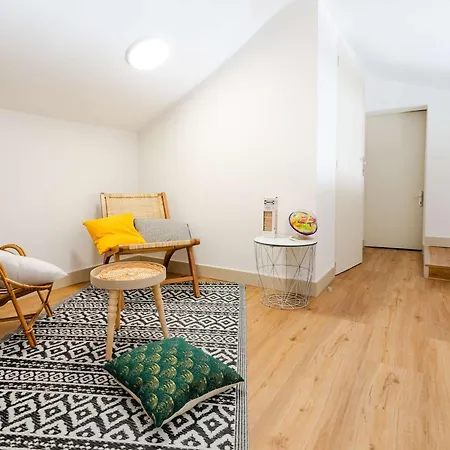 Maison Renovee Pres De La Avec Climatisation Et Wifi - Fr-1-409-287